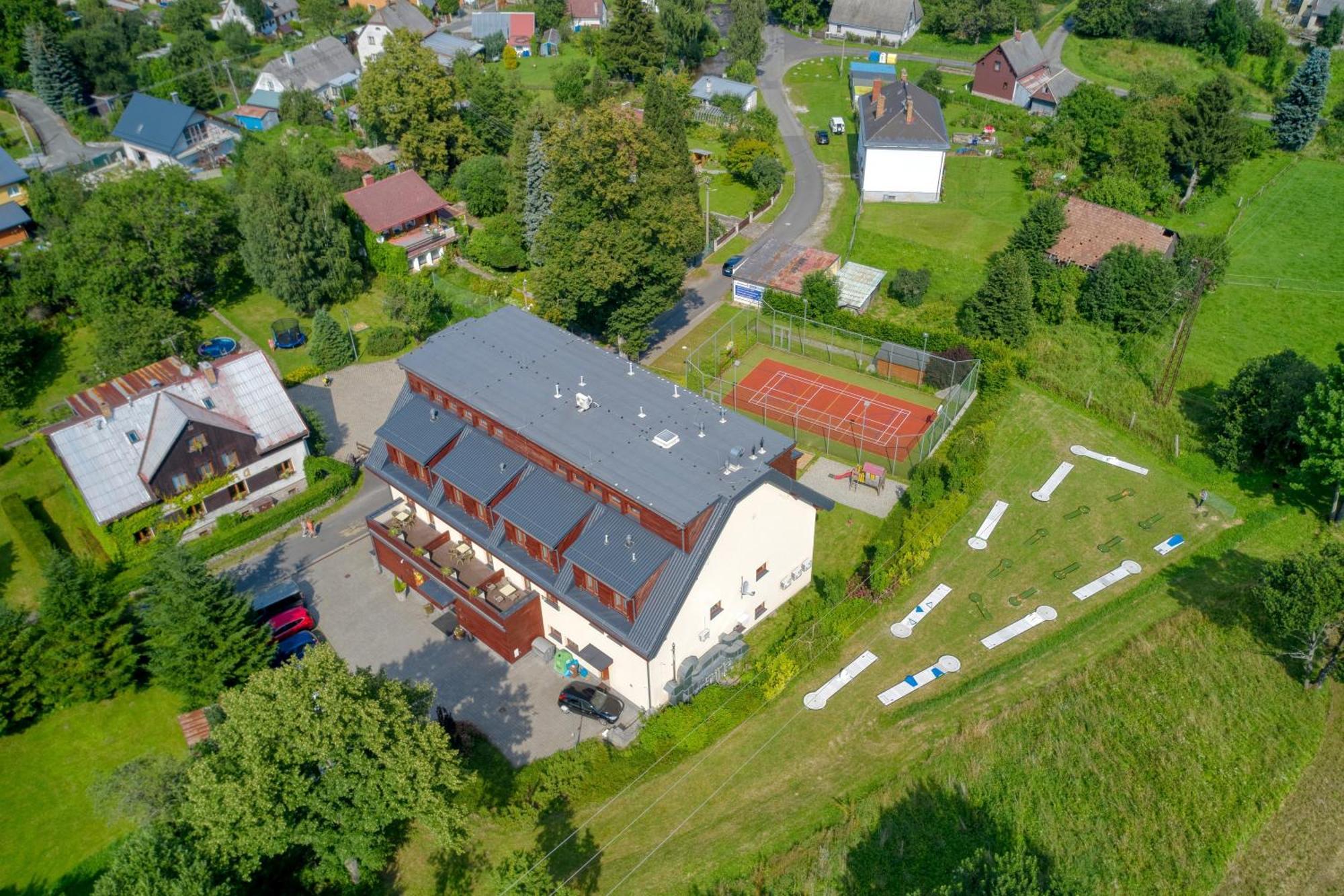 Hotel Toc Lipová-lázně Eksteriør billede