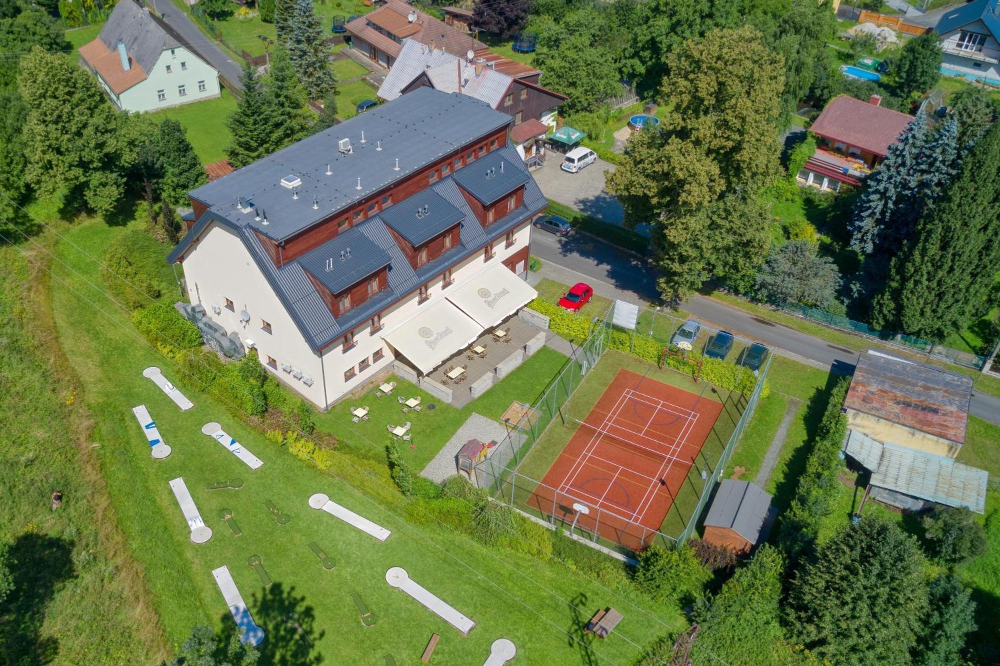 Hotel Toc Lipová-lázně Eksteriør billede