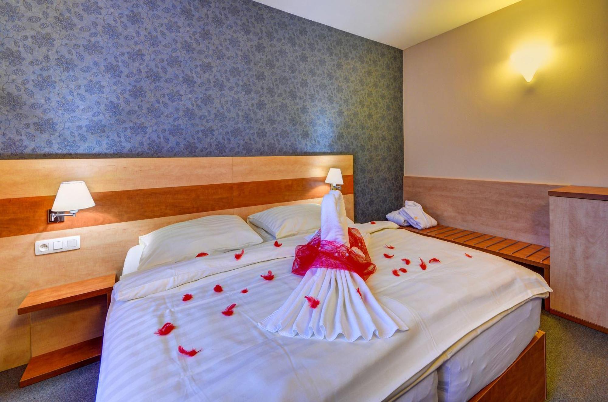Hotel Toc Lipová-lázně Eksteriør billede
