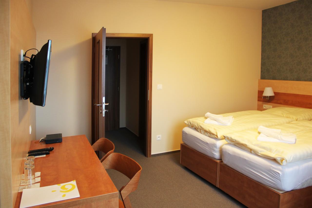 Hotel Toc Lipová-lázně Eksteriør billede