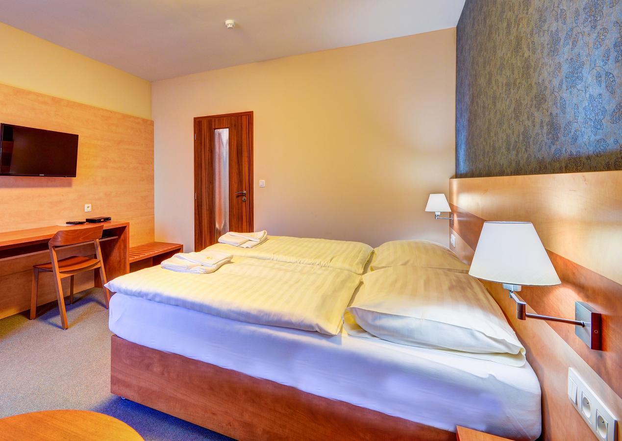 Hotel Toc Lipová-lázně Eksteriør billede