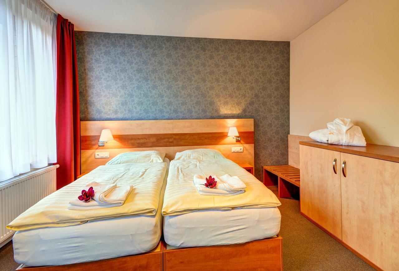 Hotel Toc Lipová-lázně Eksteriør billede